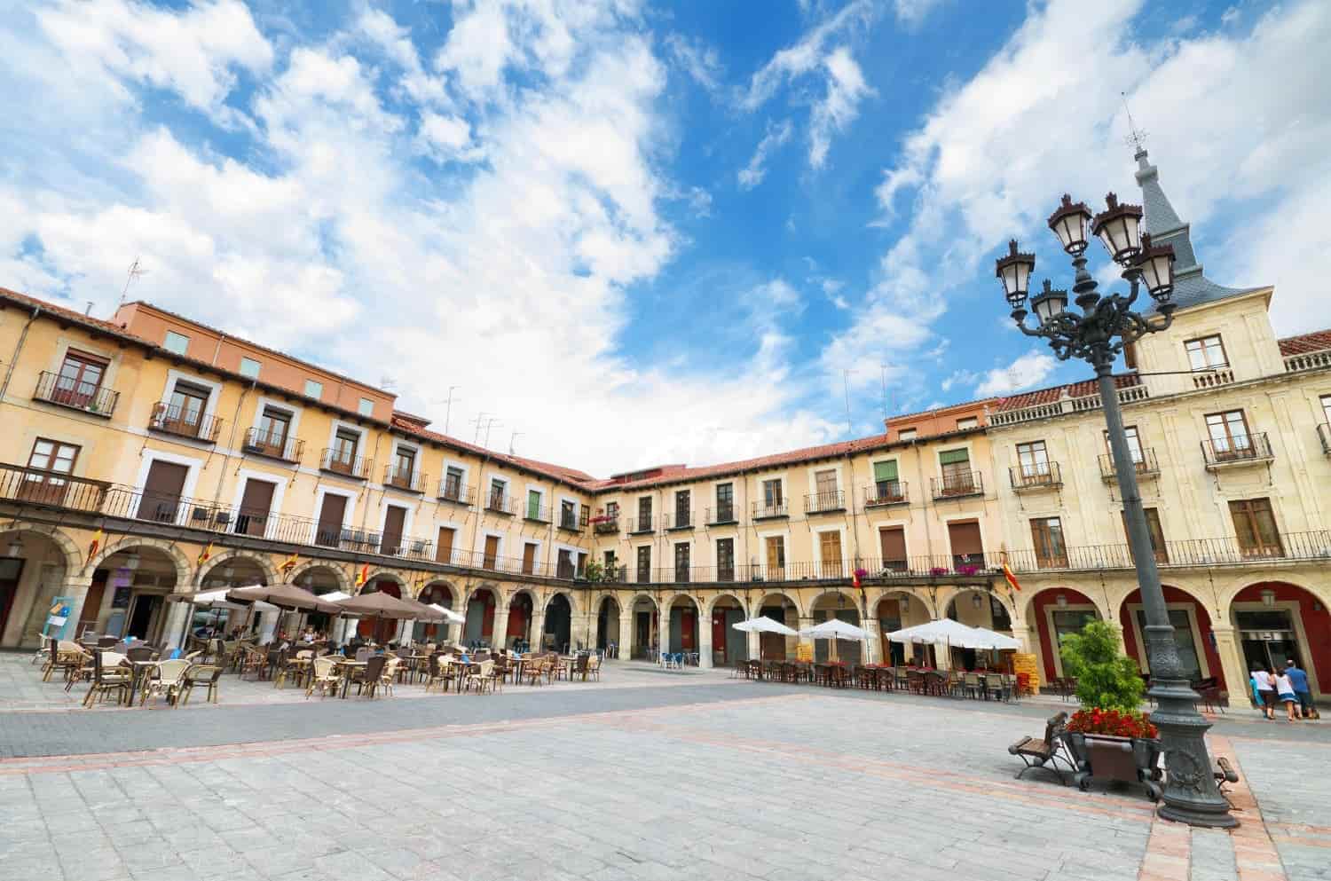 plaza mayor leon