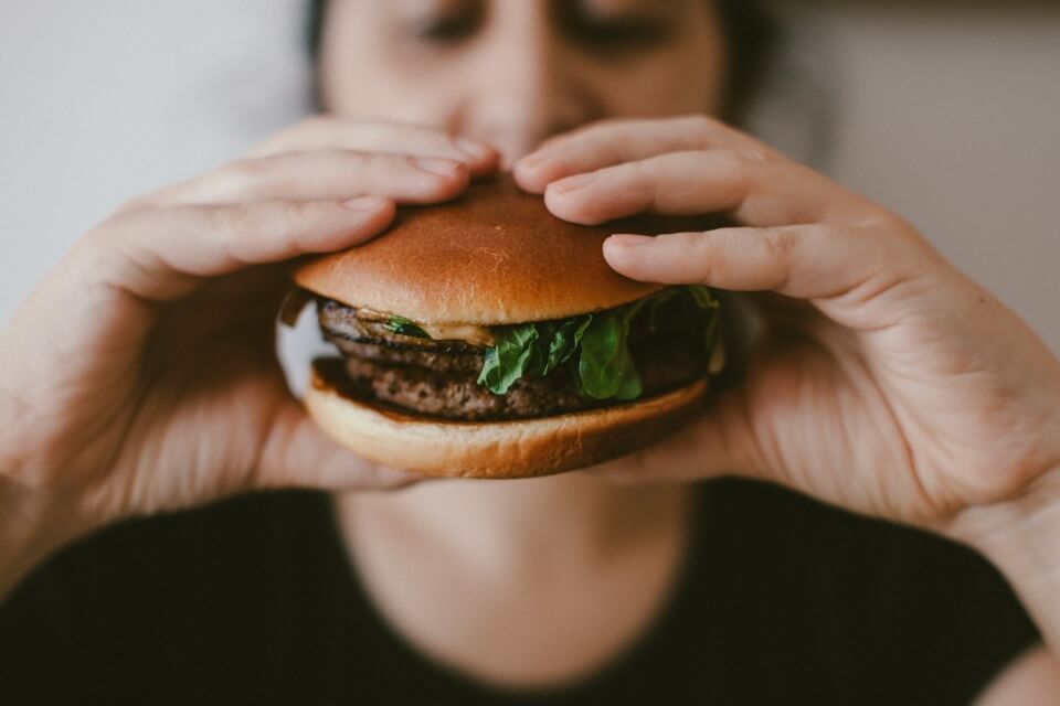 Back to basics o por qué la gran tendencia en hamburguesas es, en realidad, la versión más sencilla de este clásico