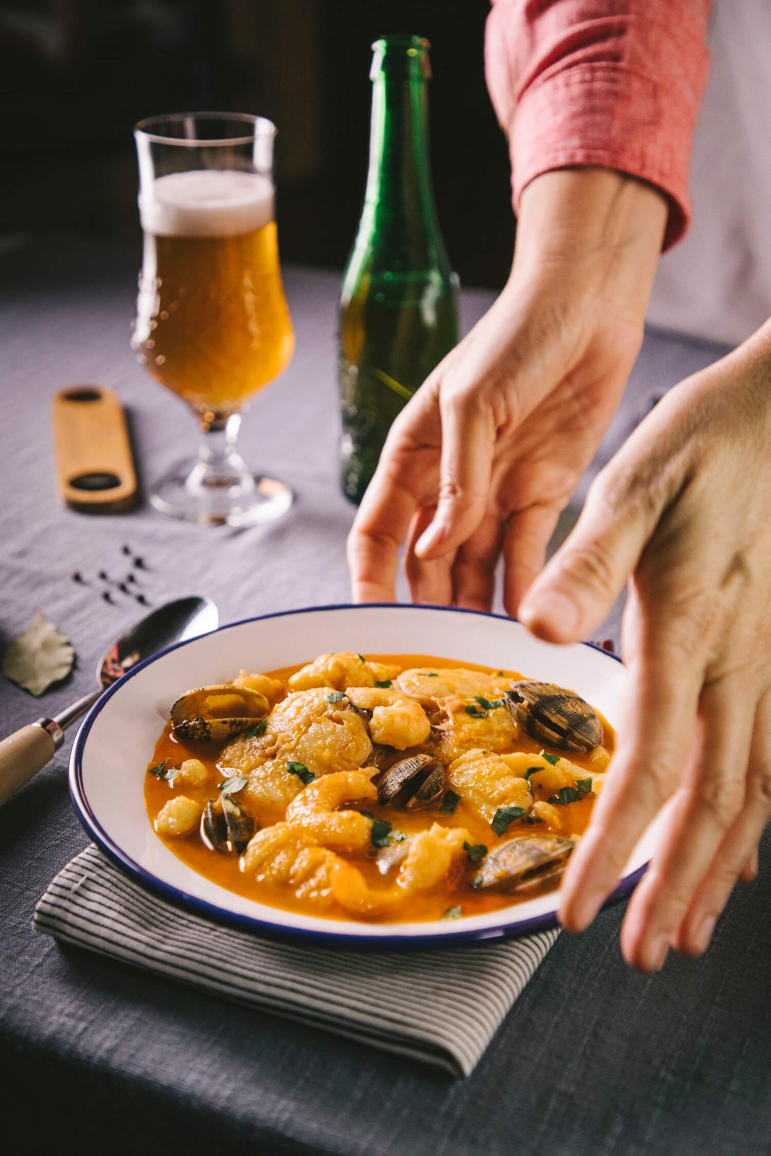 Cómo preparar una deliciosa sopa de pescado para 6 personas