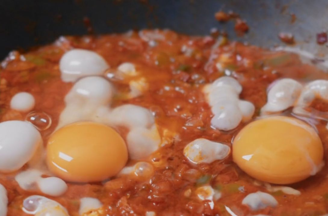 Shakshuka, los huevos especiados más sabrosos de Oriente