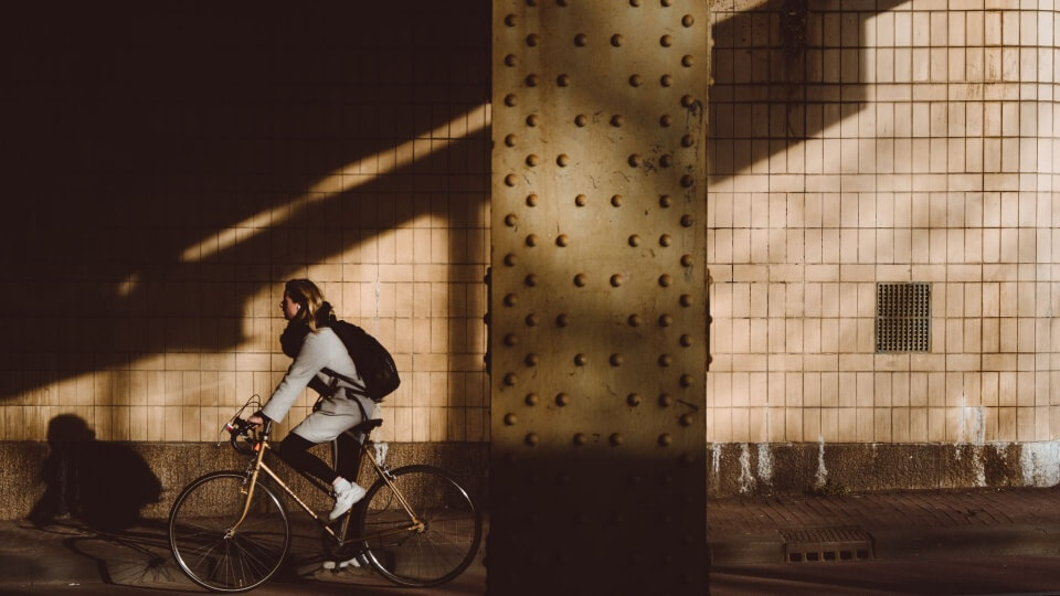 Cuando las bicis urbanas se convirtieron en complemento de moda