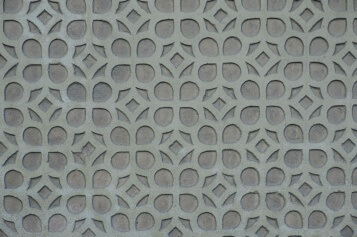 Esgrafiado: una técnica artesanal que va mucho más allá de los motivos geométricos