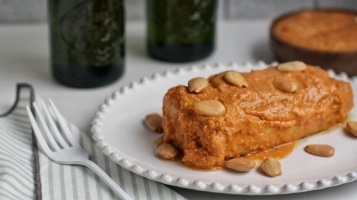 Bacalao con salsa de almendras, una receta para mojar pan