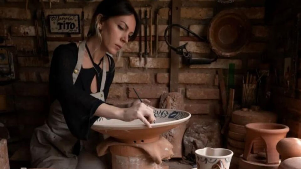 Poesía, cerámica y alma andaluza: la encantadora esencia de Casa Peña