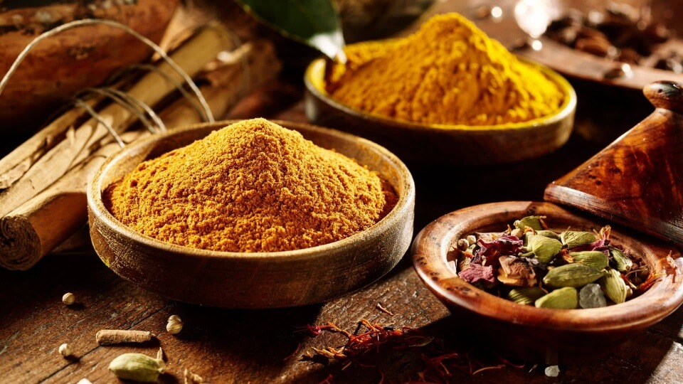 Para el calor, curry: todas las versiones del condimento más exótico