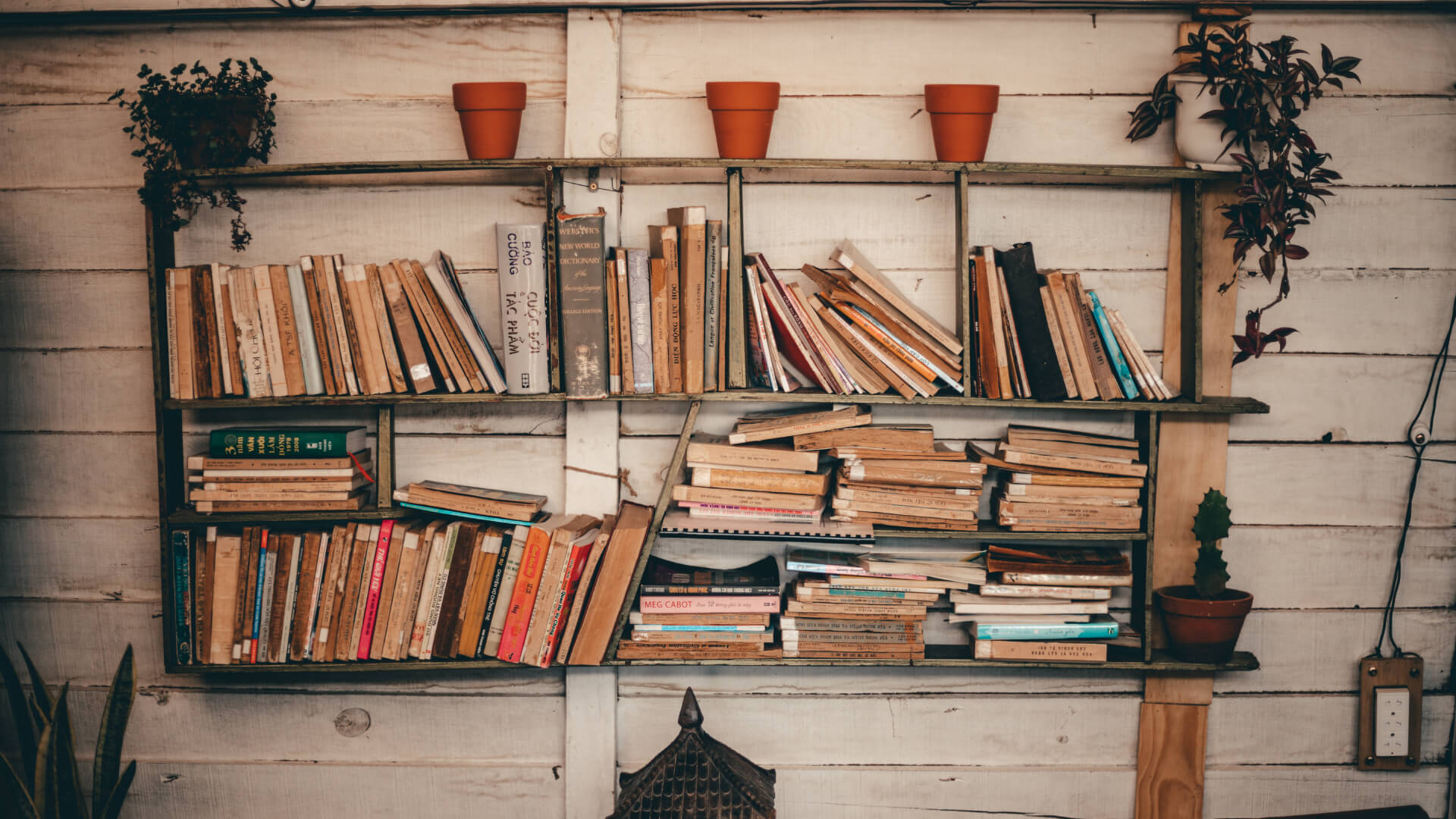 Revisitar los clásicos: algunas lecturas luminosas que podemos encontrar en casa