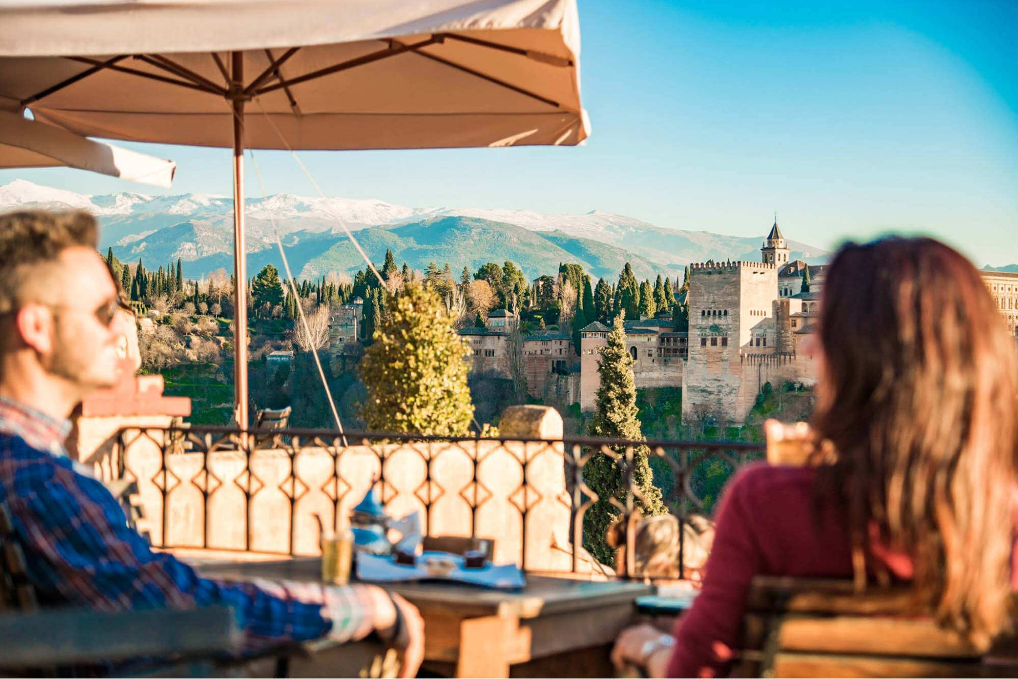 Comer en el Albaicín: nueve restaurantes donde llevarse a Granada al paladar