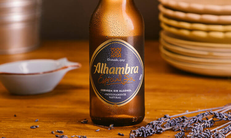 Cerveza Especial Sin - Cervezas Alhambra - La Brújula