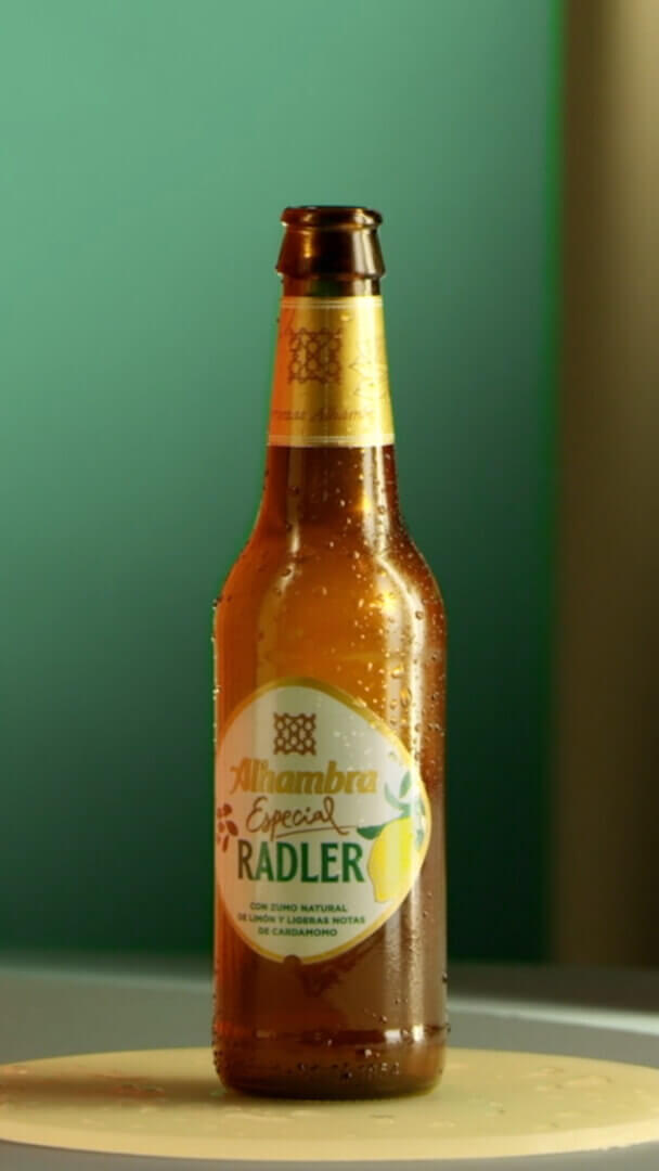 Alhambra Radler con limón